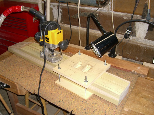 Routing for pickup cavities
