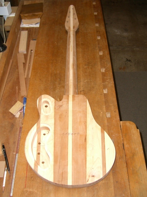 With wings - Back - Mahogony center