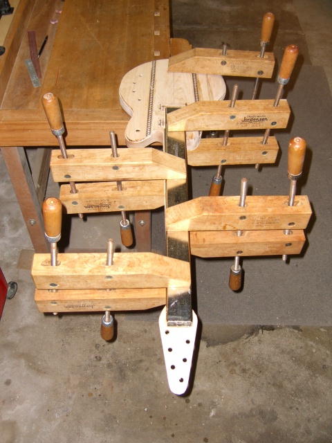 Attaching the fretboard
