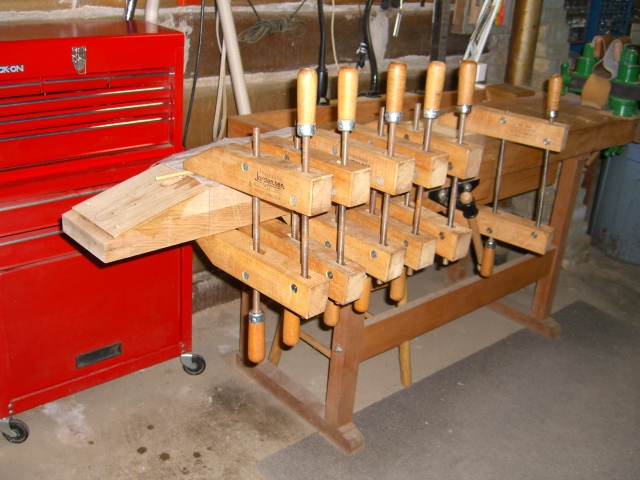 Trussrod clamped